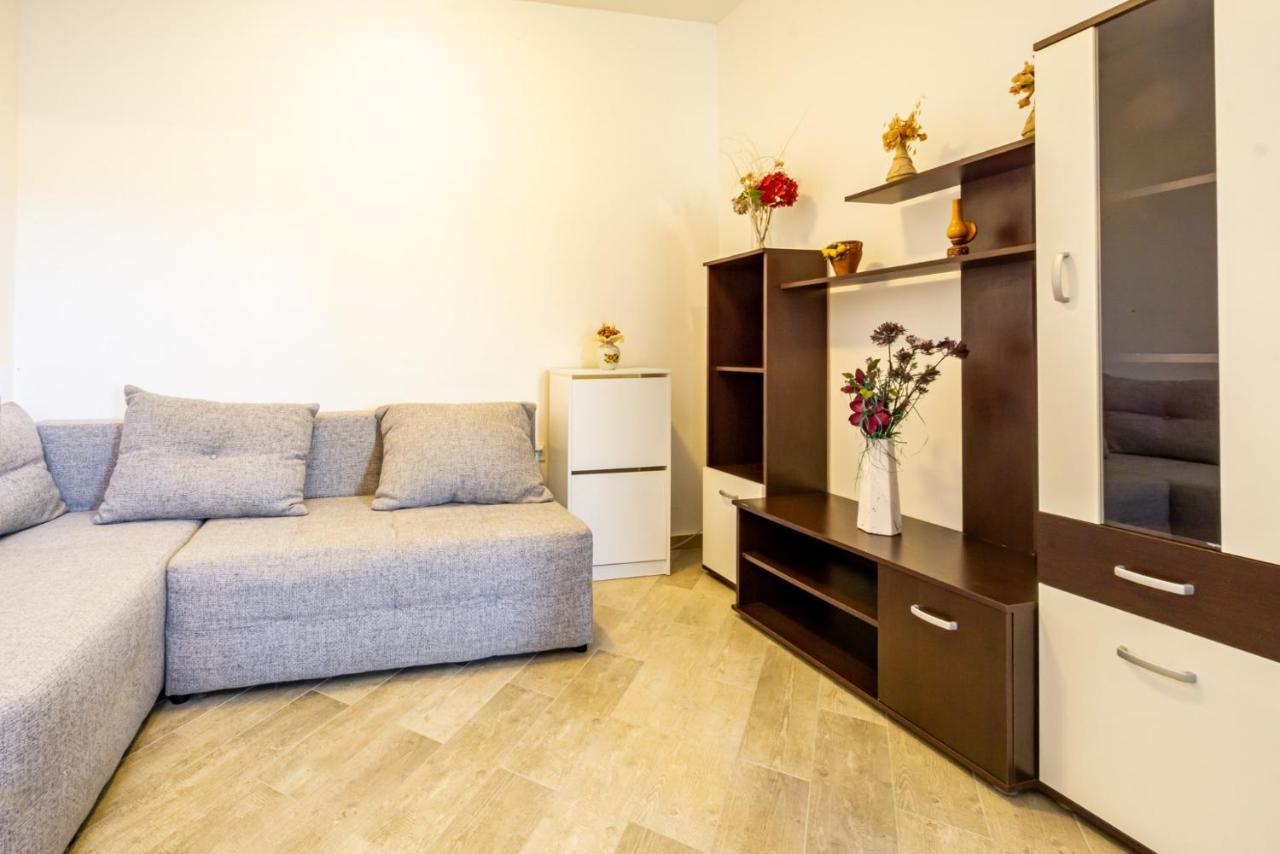 Kob Orog Good Location With Sea Views And Modern Decor Leilighet Metajna Eksteriør bilde