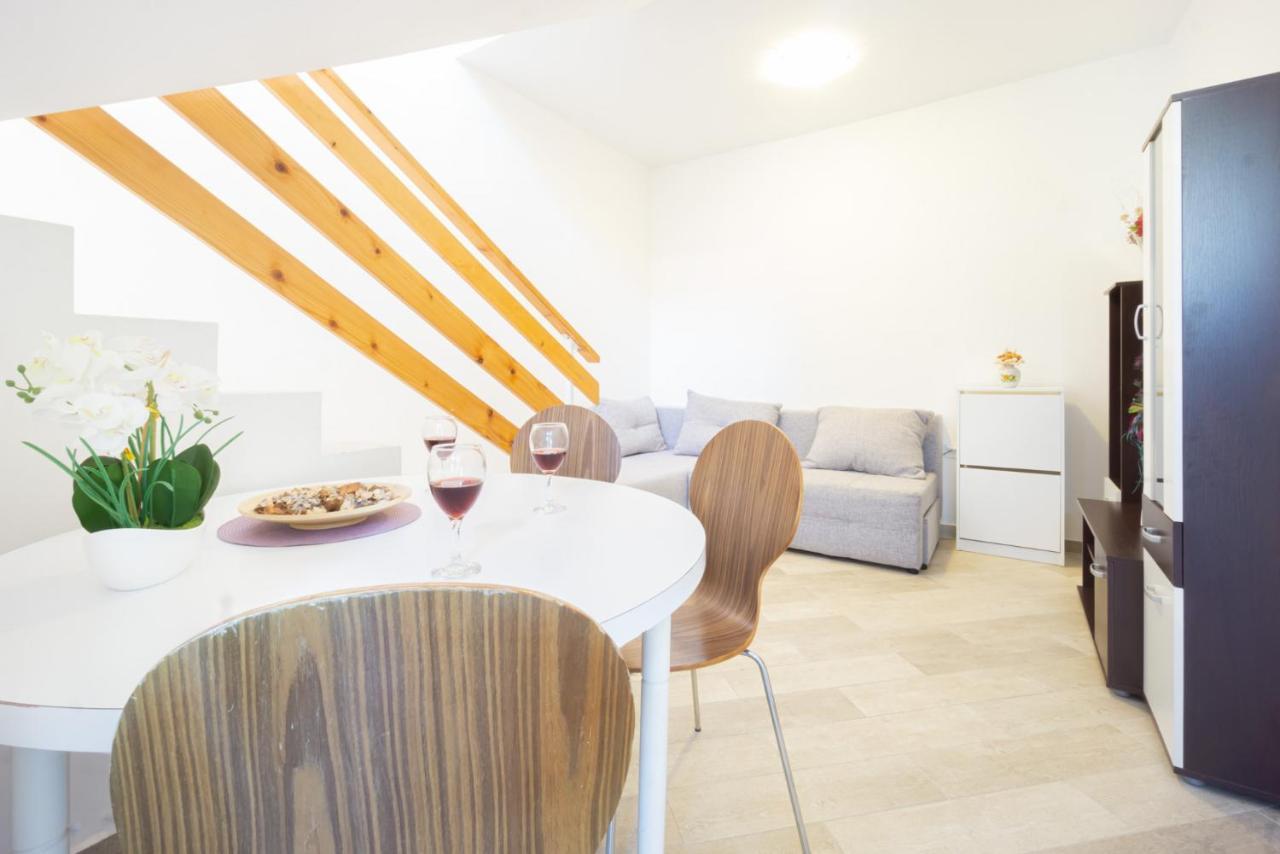 Kob Orog Good Location With Sea Views And Modern Decor Leilighet Metajna Eksteriør bilde